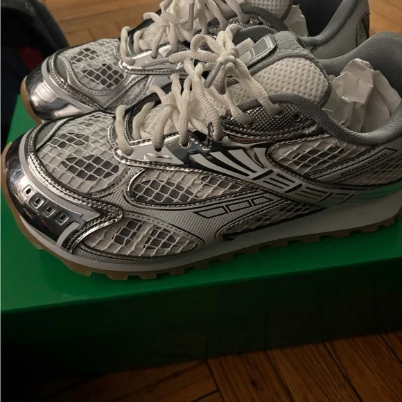 Bottega Veneta orbit Shoes - Picture 2 of 2